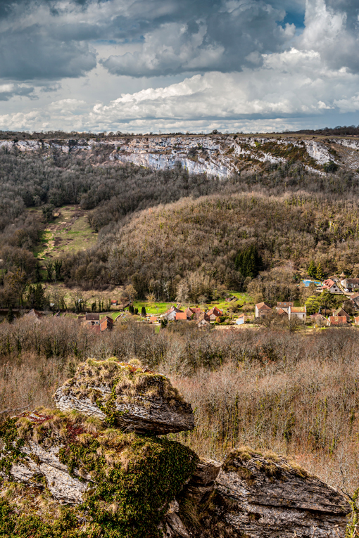 Cormot-Vauchignon vu du plateau. Photo: Julien Roussiot